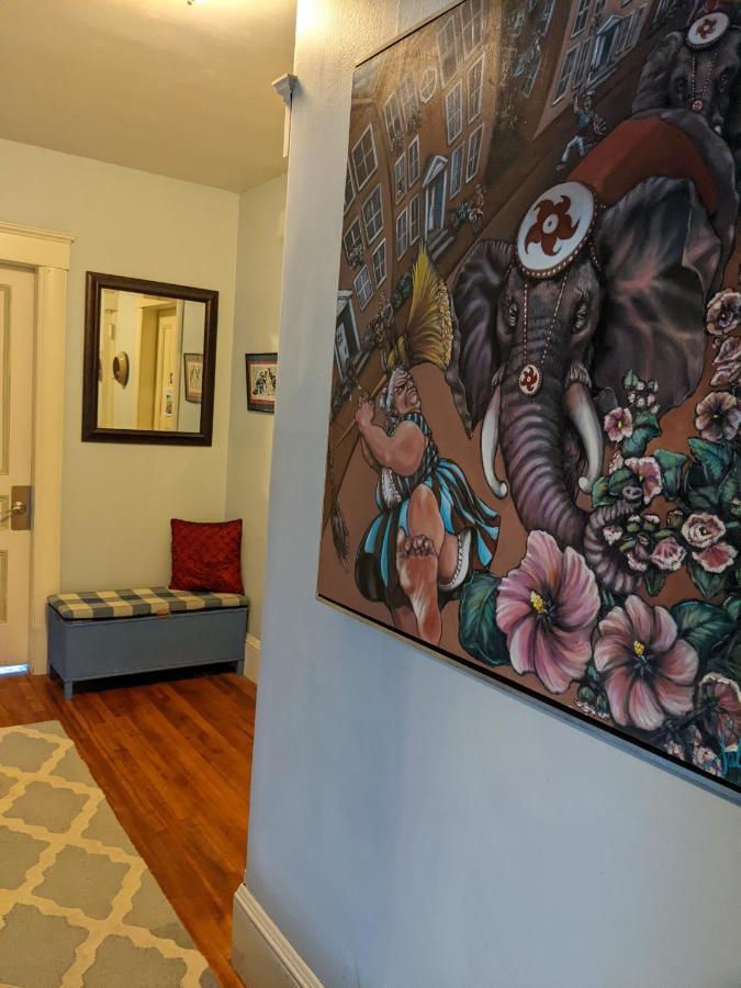 The One Cat Bed & Breakfast Братълборо Екстериор снимка